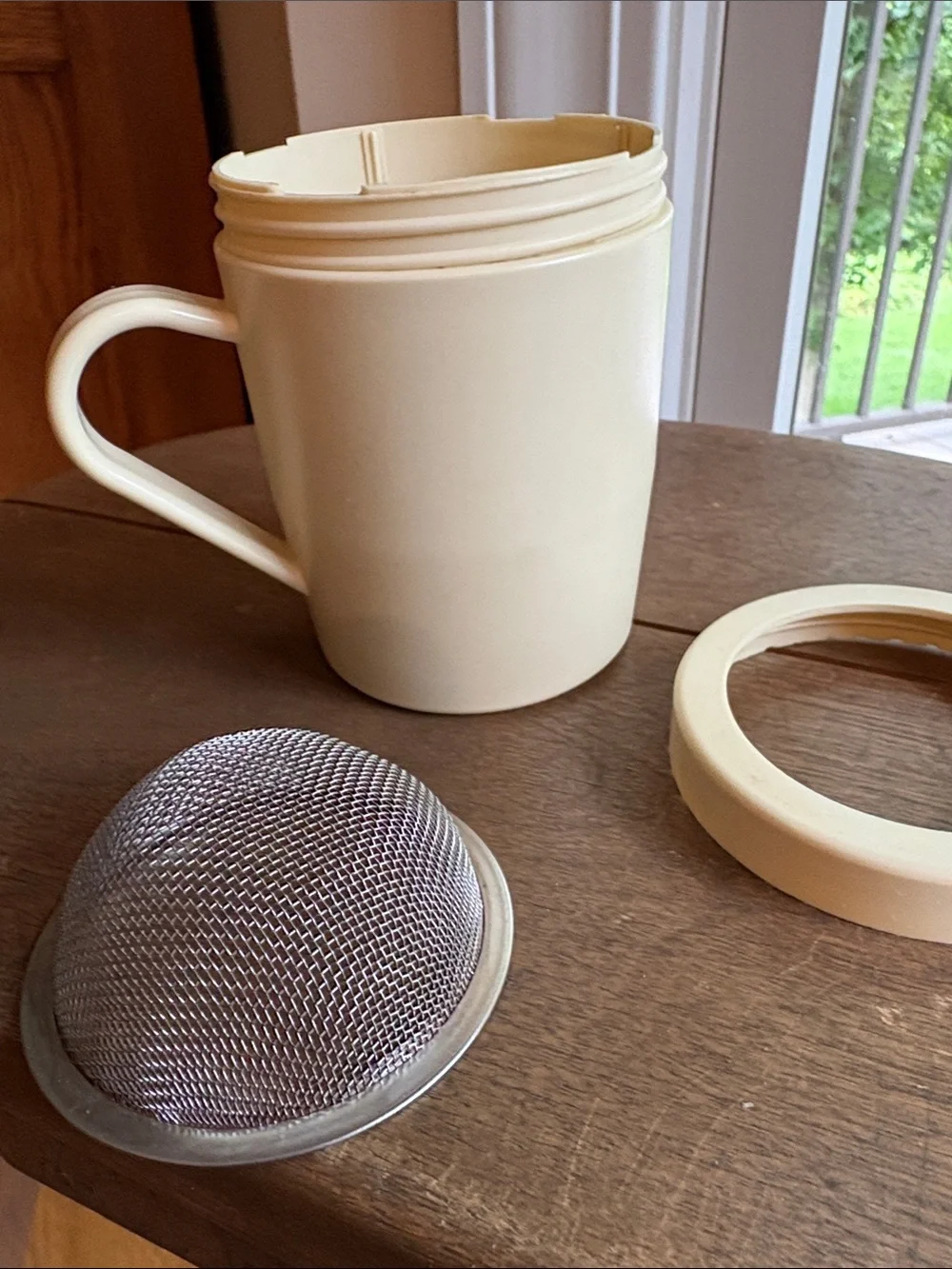 The Pampered Chef sugar shaker